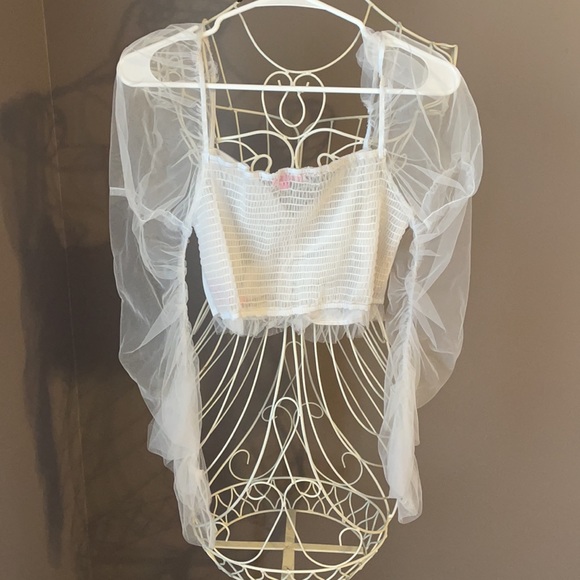 Sugar Thrillz white crop top with sheer sleeves - Picture 4 of 4